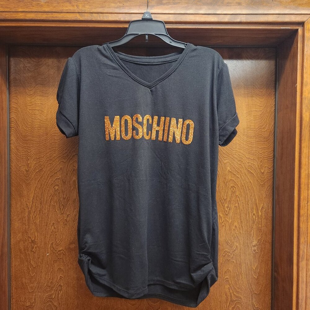 Moschino Fitted Curved Hem Puffed Short Sleeve V-neck Black Tee | Medium - Picture 6 of 6